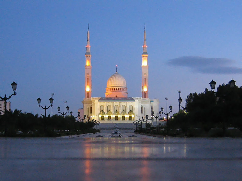 مسجد الأمير عبد القادر.. درة 