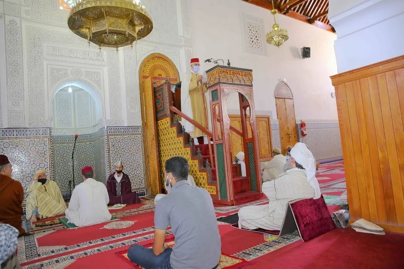 كيف تؤتي خطبة الجمعة أكلها .. واجبات الخطيب 