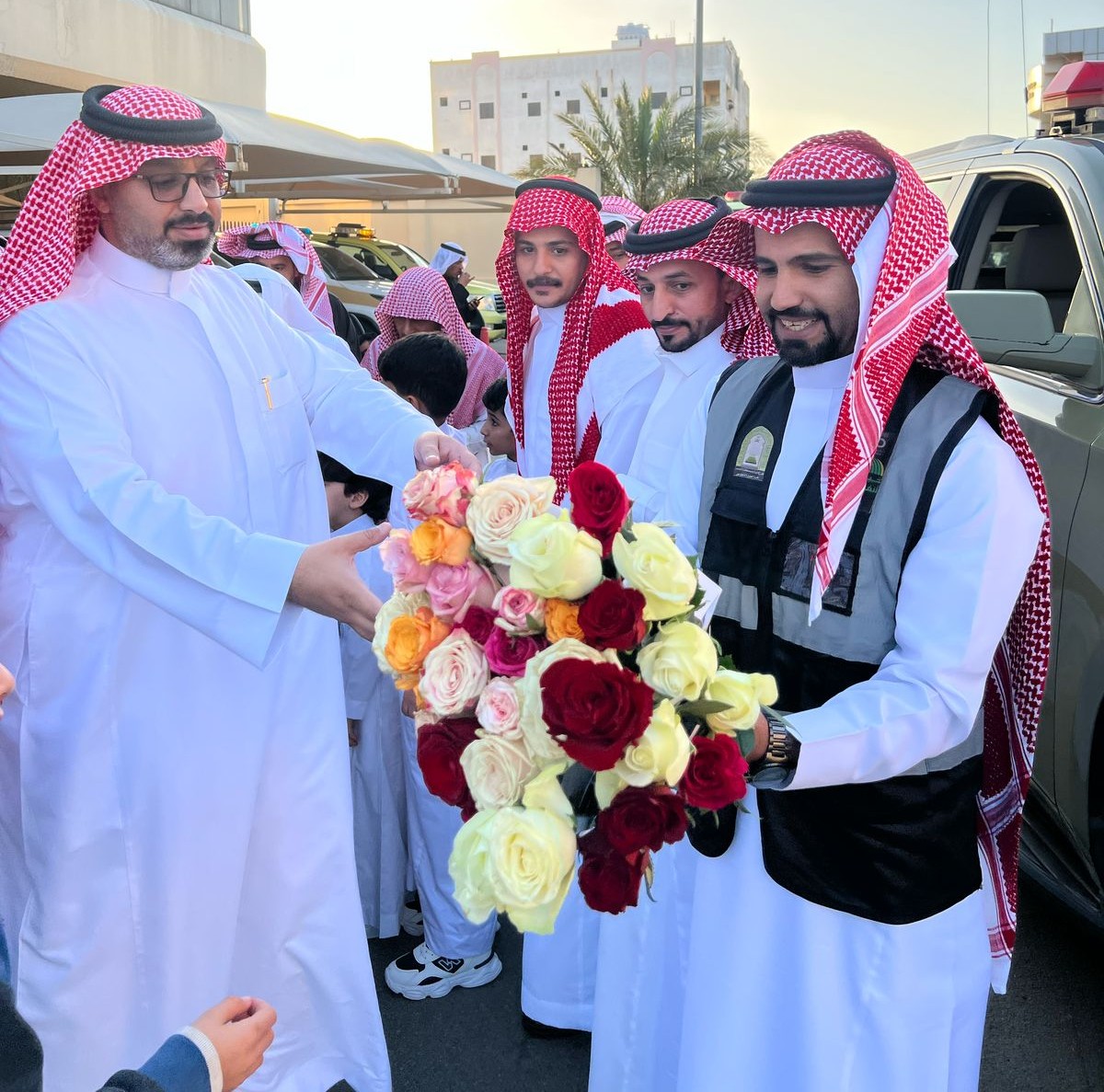 فرع الباحة ينظم 41 فرص تطوعية خلال شهر رمضان وعيد الفطر 
